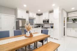 Brand New Apt - Excellent for Families - Image 4