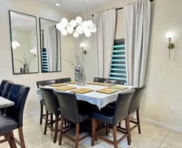 ✨Monaco House ✨ Lux & Modern 3BR/2BA ✨ Perfect for Big Families - Image 2