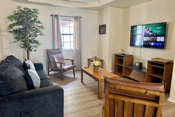Melanie Townhouse - Image 1