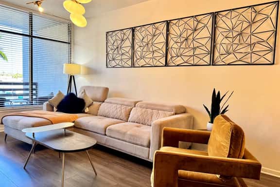 Renovated 3BR APT nice/cozy! - Image 1