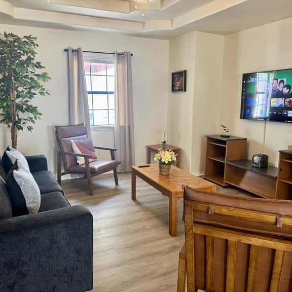 Melanie Townhouse - Image 1