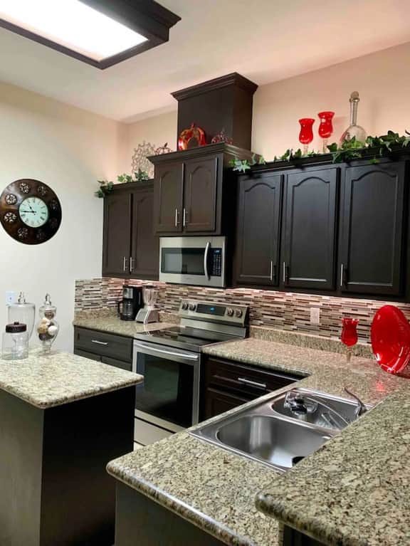 ✨Monaco House ✨ Lux & Modern 3BR/2BA ✨ Perfect for Big Families - Image 5